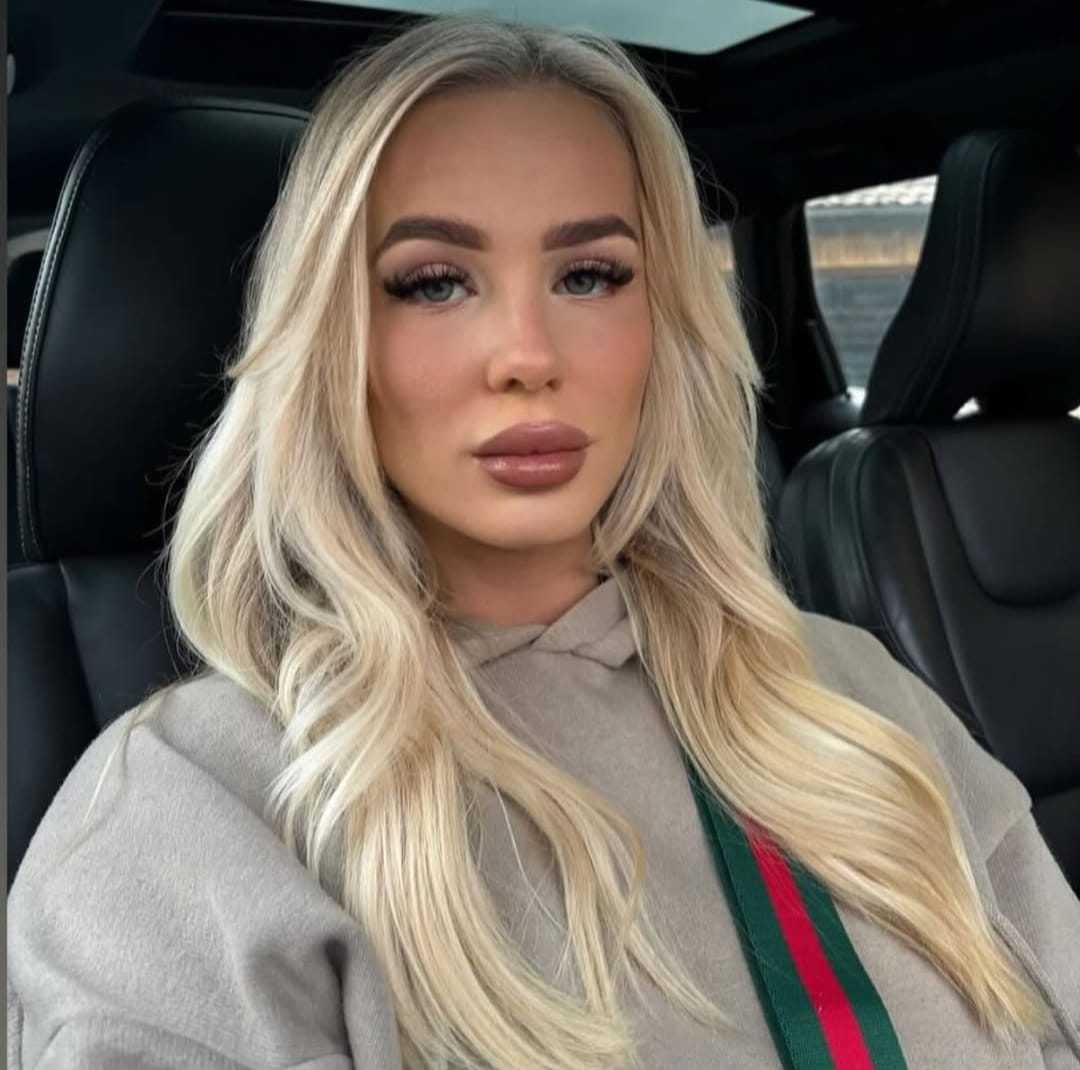 Hair styling by Jerry Nolan