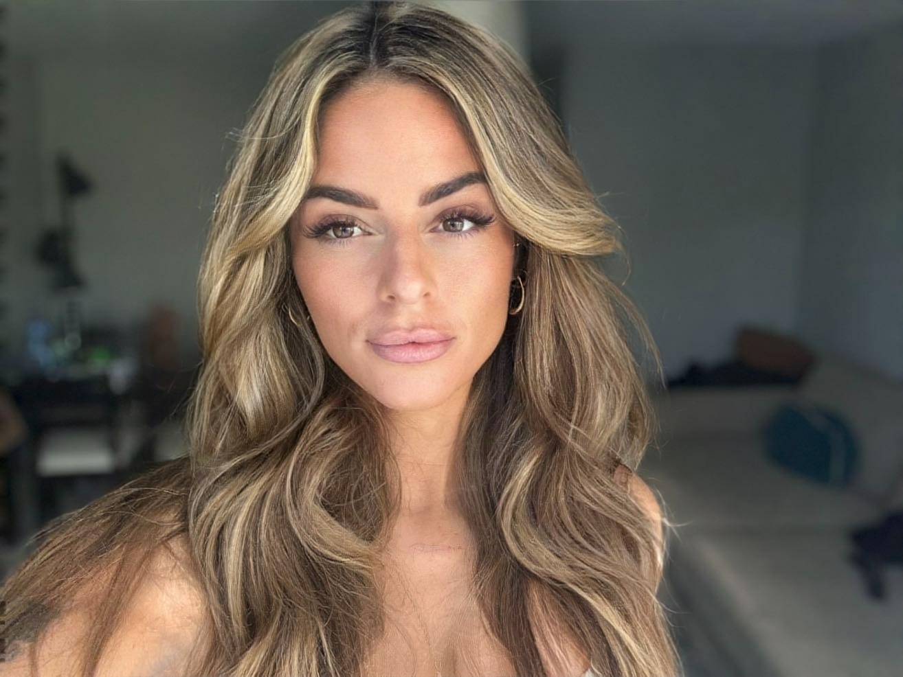 Hair styling by Jerry Nolan